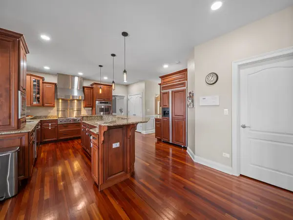 13203 Skyline DR, Plainfield, IL 60585
