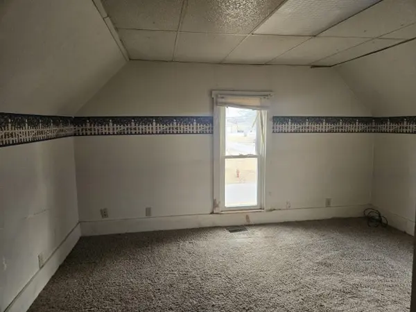 401 NE 3rd ST, Aledo, IL 61231