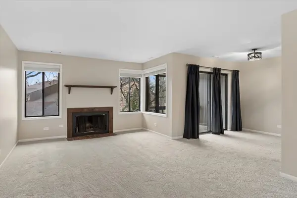 6227 Trinity DR #2-B, Lisle, IL 60532