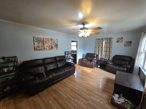 15035 Harding AVE, Midlothian, IL 60445