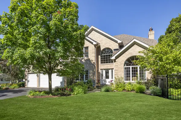 1302 Hazel AVE, Deerfield, IL 60015