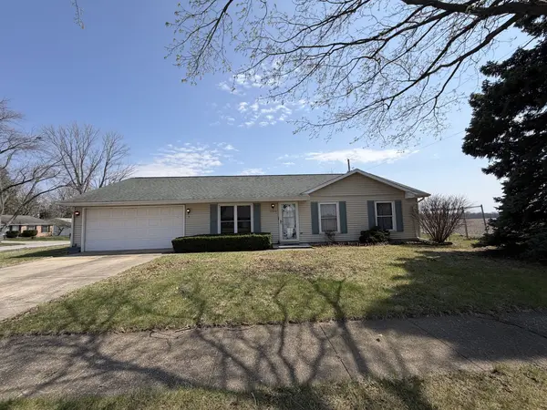 1002 Goldenview DR,  Champaign,  IL 61821