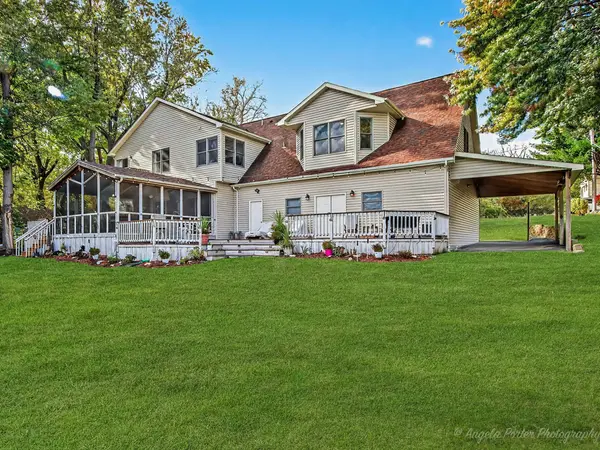 5012 W Lake Shore DR, Wonder Lake, IL 60097