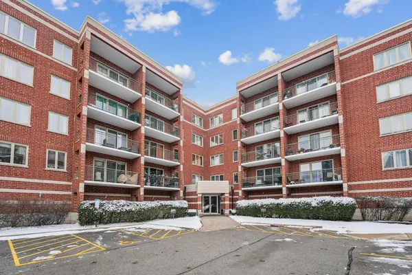 6461 W Warner AVE #311, Chicago, IL 60634