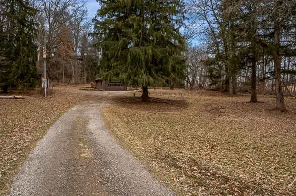 8089 MCMICHAEL RD, Caledonia, IL 61011