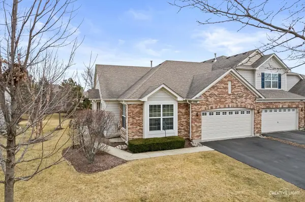 1194 John Hancock DR, Bolingbrook, IL 60490