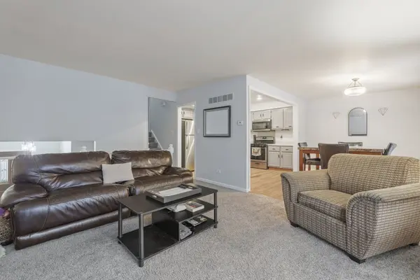 16345 Brementowne DR, Tinley Park, IL 60477