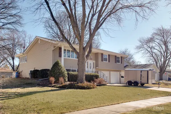 635 Verona CT, Schaumburg, IL 60193