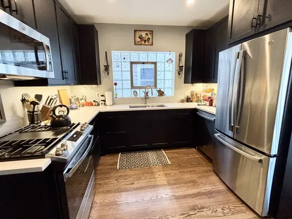 1540 Cuyler AVE, Berwyn, IL 60402