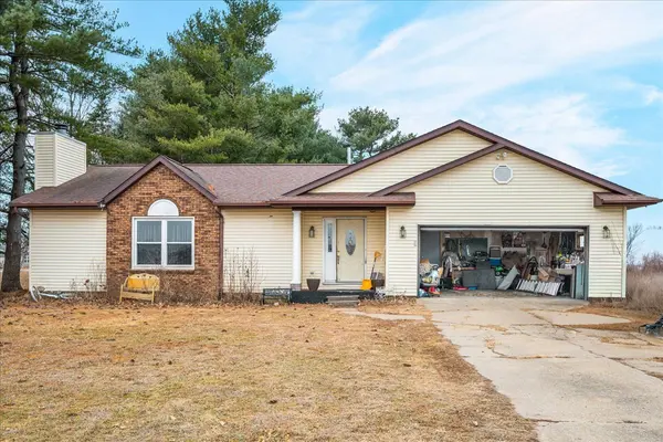 24100 N County Road 3100 E,  Manito,  IL 61546