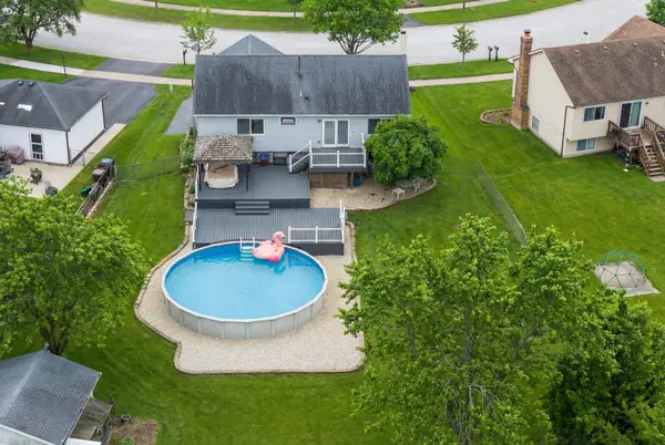 19905 S Mallory DR, Frankfort, IL 60423