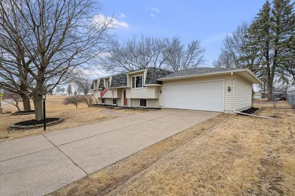 20 Valley DR, Park View, IA 52748