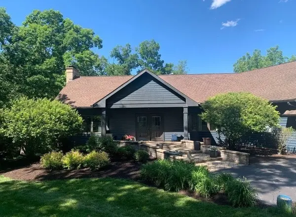 200 Hollow WAY, Ingleside, IL 60041