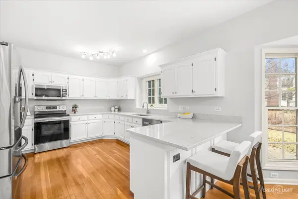 2311 Leverenz RD, Naperville, IL 60564