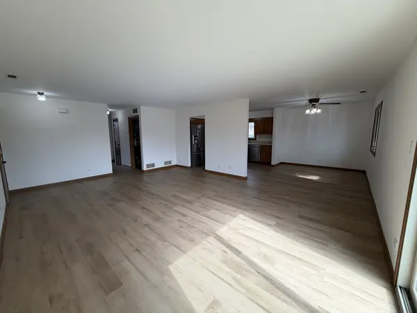 2634 Crescenzo DR #B, Joliet, IL 60436