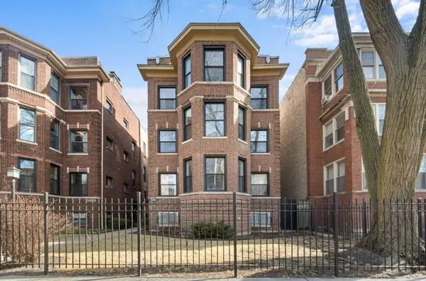 5811 N WINTHROP AVE, Chicago, IL 60660