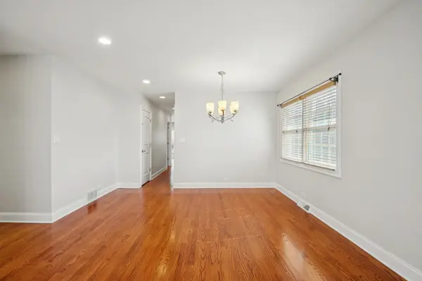 8455 N Chester AVE, Niles, IL 60714