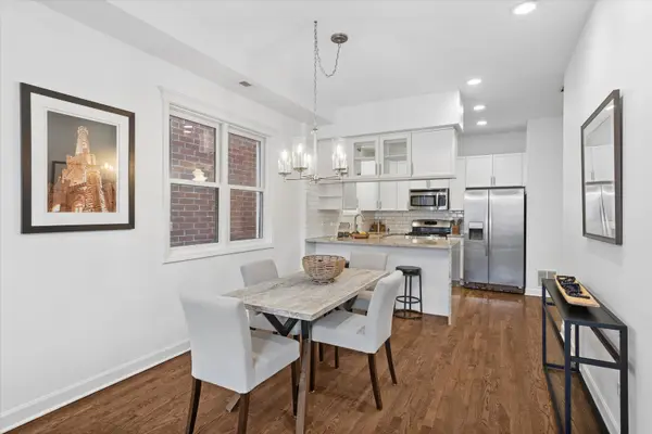 1520 N Hudson AVE #3, Chicago, IL 60610