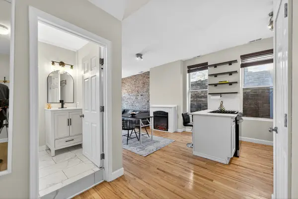 1324 W Huron ST #4R, Chicago, IL 60642
