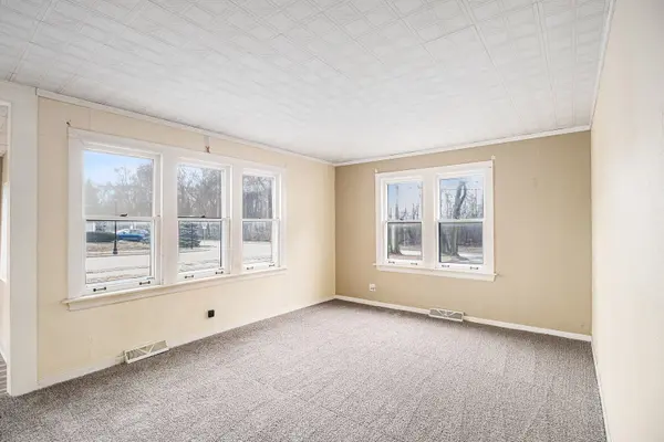 180 Henderson ST, Bensenville, IL 60106