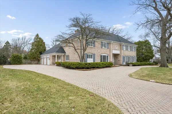 845 Glen Oak DR, Winnetka, IL 60093