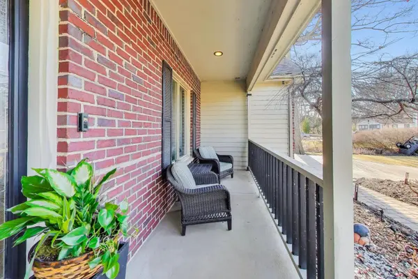 42429 N Woodbine AVE, Antioch, IL 60002