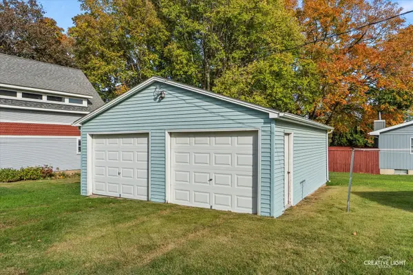 2 N Van Buren ST, Newark, IL 60541