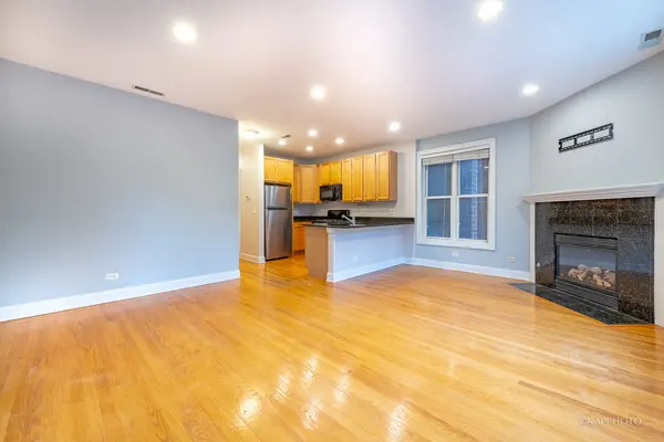 1345 W Fillmore ST #3, Chicago, IL 60607