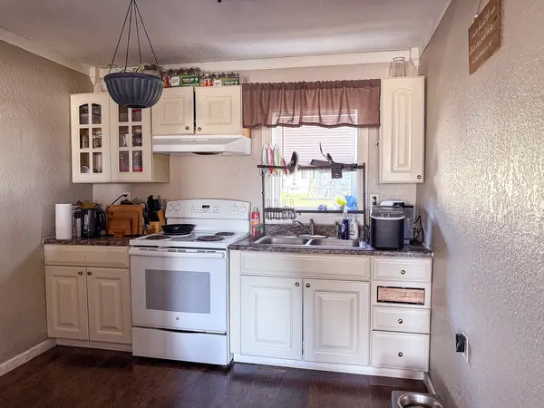 330 Central AVE, Atwood, IL 61913