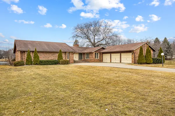 13 Lexington RD, South Barrington, IL 60010