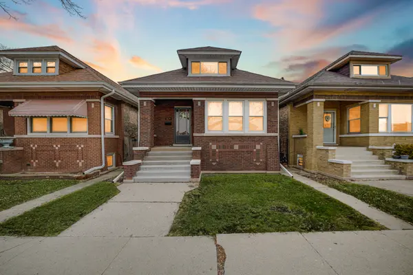 5619 S Sacramento AVE, Chicago, IL 60629