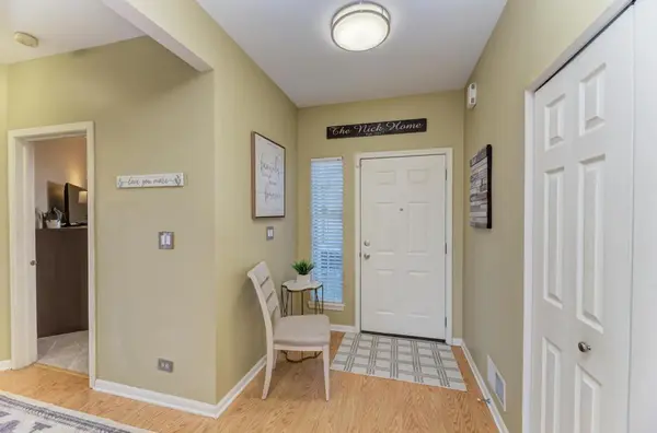 8321 Ripple Ridge, Darien, IL 60561