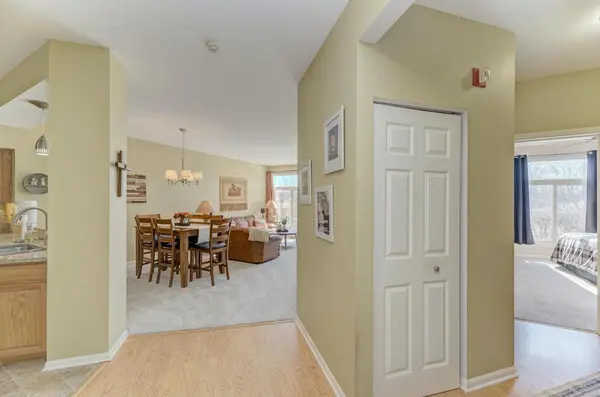 8321 Ripple Ridge, Darien, IL 60561