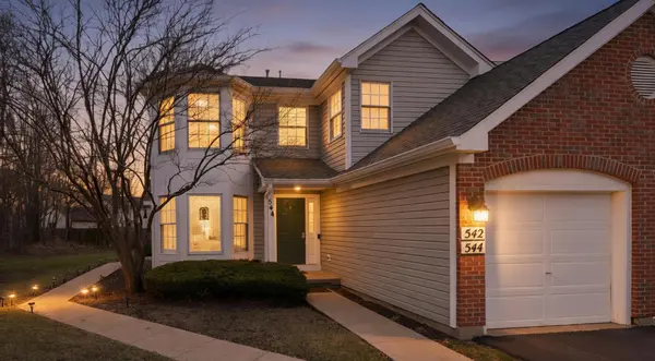 544 Bradbury LN #544, Geneva, IL 60134