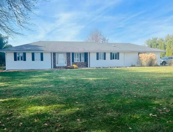 17830 E 1600th ST, Bushnell, IL 61422