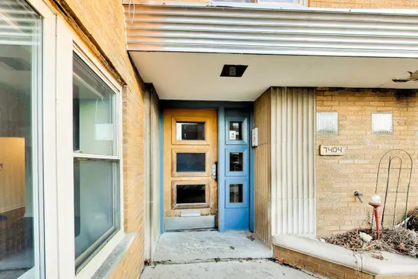 7404 N Sheridan RD #G, Chicago, IL 60626