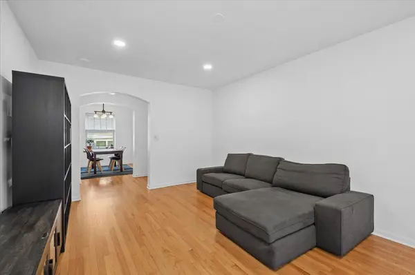 4917 N WOLCOTT AVE #1A, Chicago, IL 60640