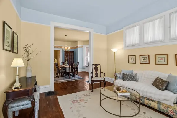 2315 Park PL, Evanston, IL 60201
