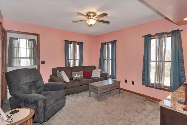 110 E Main ST, Cabery, IL 60919