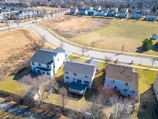 186 Manning AVE, Montgomery, IL 60538