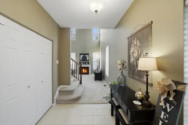 5701 Wildspring DR, Lake In The Hills, IL 60156