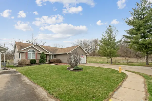 1207 26th AVE N, Clinton, IA 52732