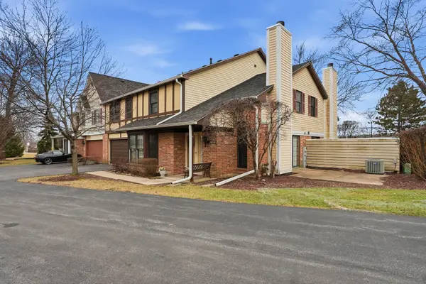 9867 Cambridge CT #B, Mokena, IL 60448