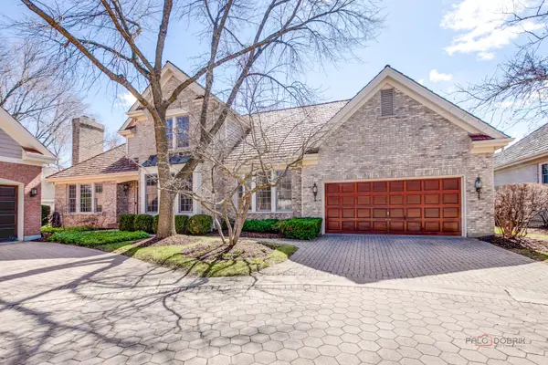 2 Groton CT,  Lincolnshire,  IL 60069