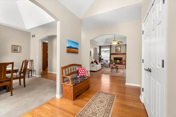 Address not disclosed, Sugar Grove, IL 60554