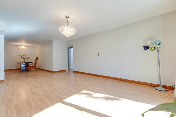 9 Oak Creek DR #1903, Buffalo Grove, IL 60089