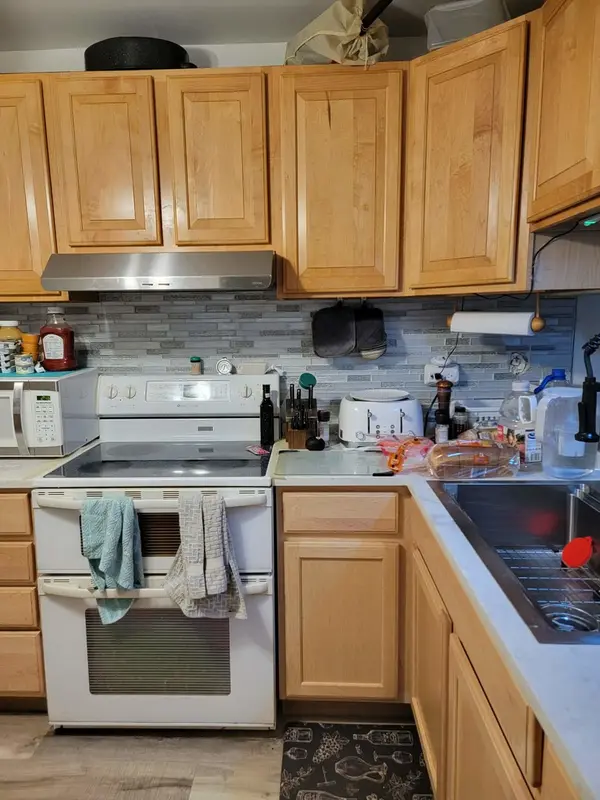 236 George ST #B, Bensenville, IL 60106