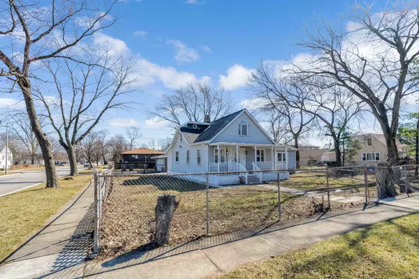 8103 Long AVE, Burbank, IL 60459