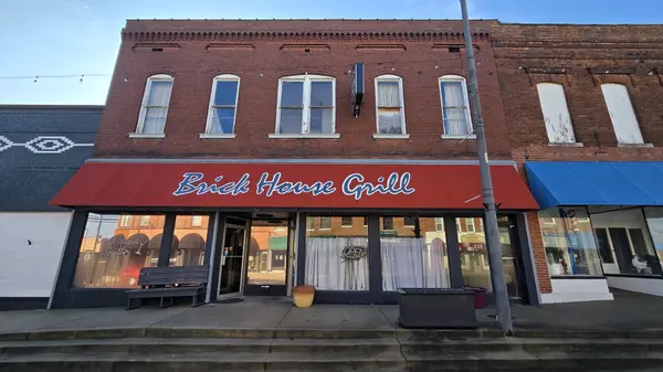 308 S Main ST S, Anna, IL 62906