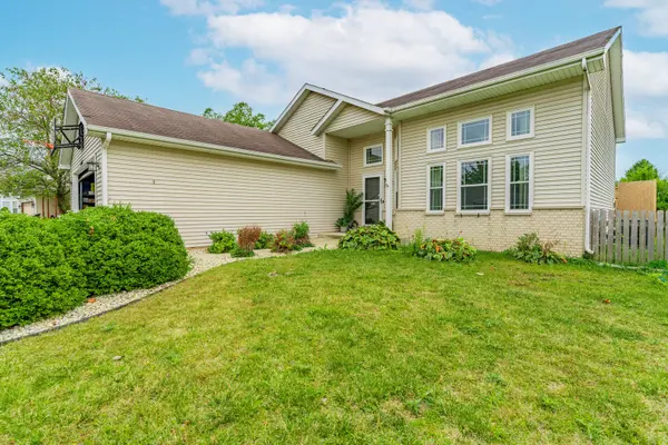 2008 Gray Hawk CT,  Plainfield,  IL 60586